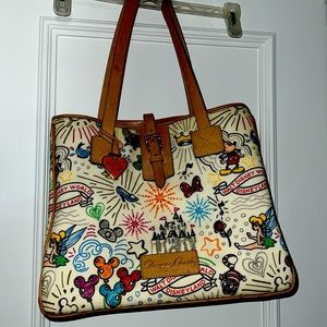 DOONEY & BOURKE  DISNEY ICON TOTE BAG👛👜💝👑💝👛👜💝👑💝 MICKEY MOUSE TOTE